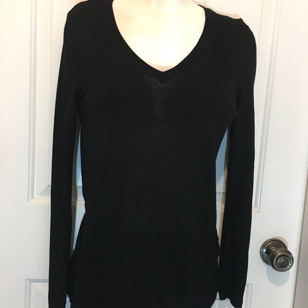 SOLD - Active Wear shirt